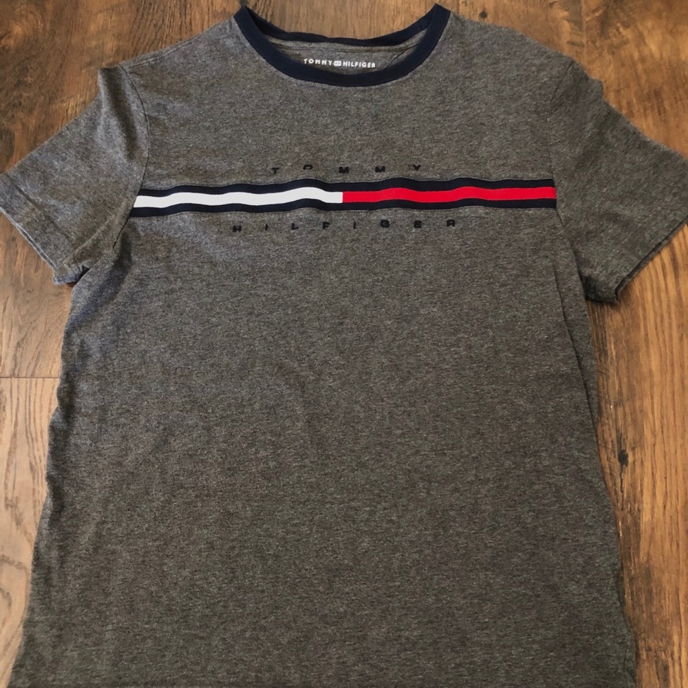Tommy Hilfiger T-Shirt Size Medium